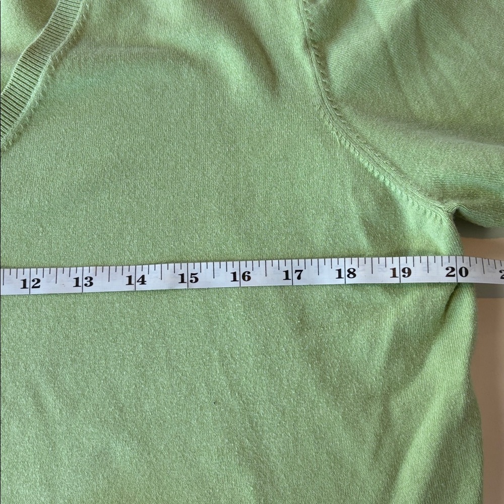 TWO! Lands’ End 3/4 Sleeve V-Neck Cotton Sweater Classics in White and Green - Picture 4 of 8